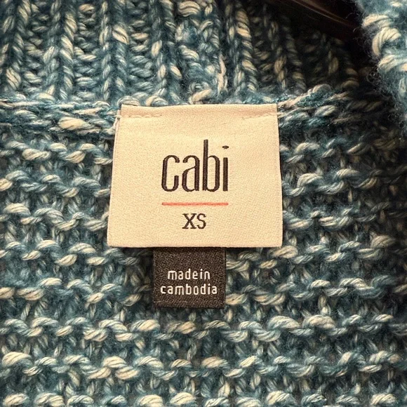 CAbi Astral Teal Cable Knit Women's‎ Cardigan #4095 SZ XS EUC cotton fall casual - Picture 2 of 6